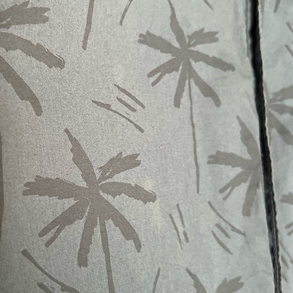 Chubbies The Breeze Friday Shirt - Picture 8 of 10